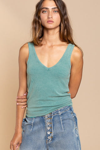 Sleeveless Relaxed Fit Tank Top